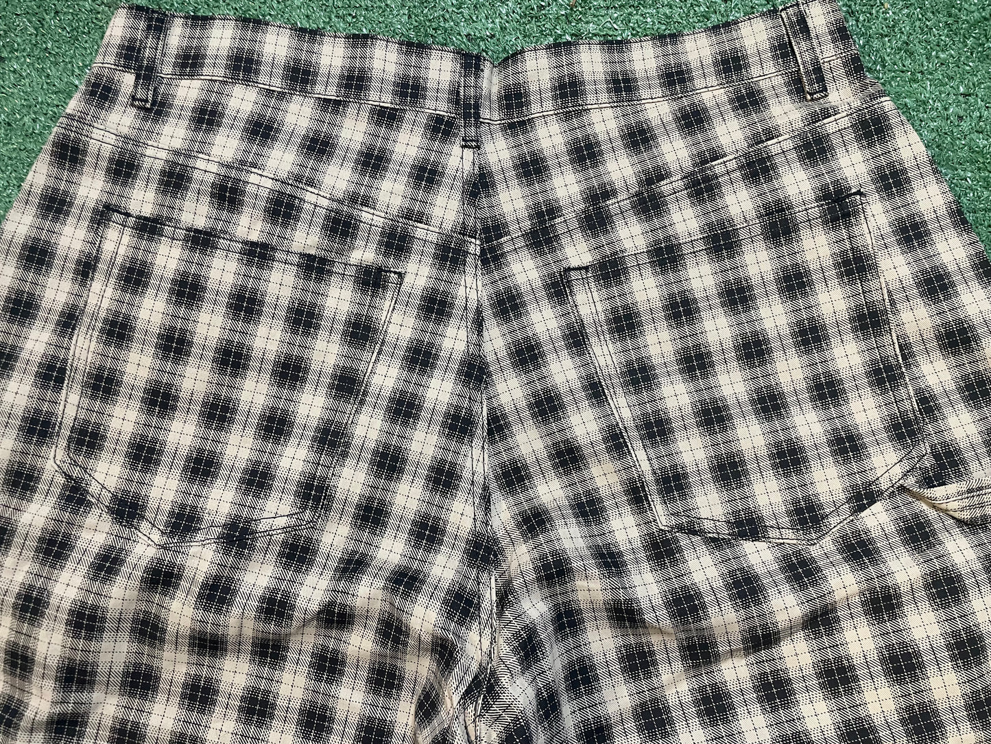 Gv Gallery Raspberry hills plaid cargos