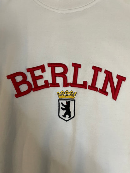 Vintage 1990s Berlin embroidered crewneck