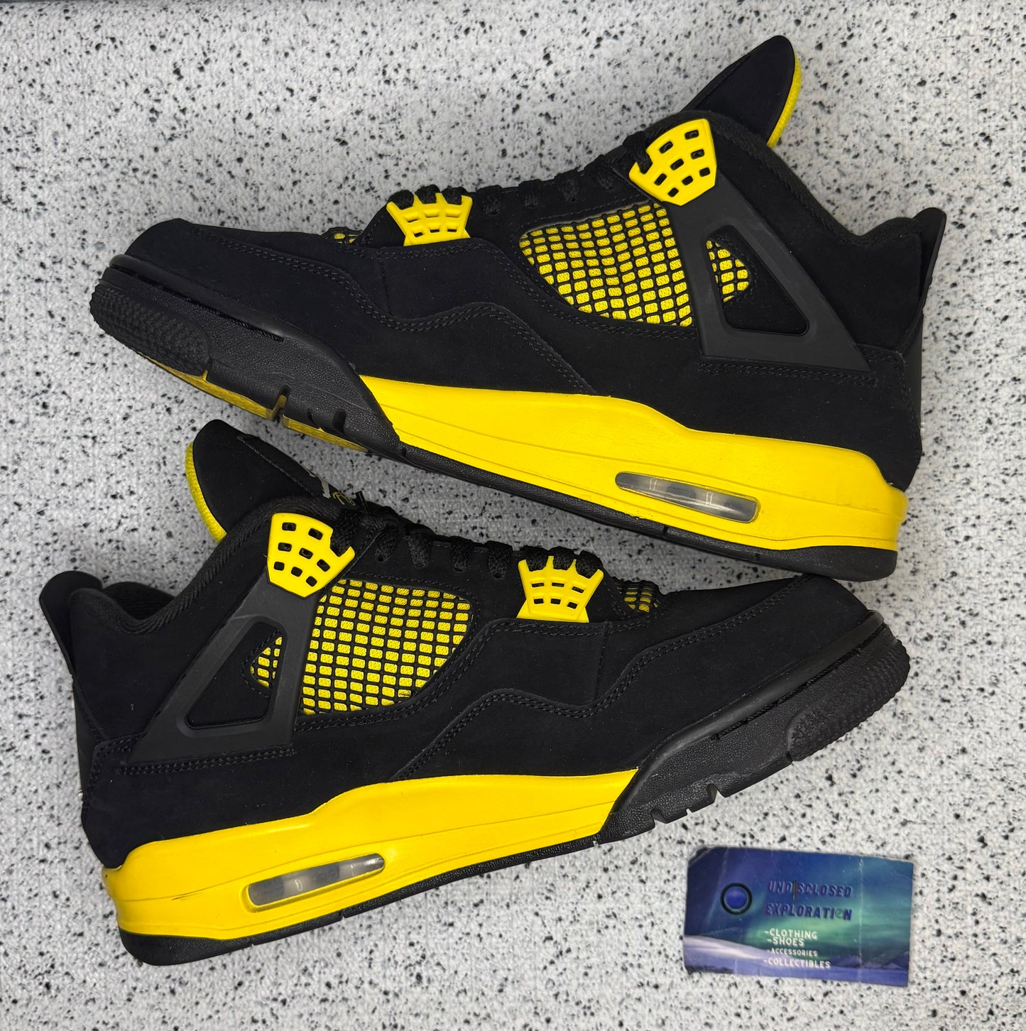Jordan 4 Thunder 10 Men/11.5 Women