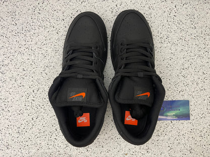 Nike Dunk Sb Low Triple Black