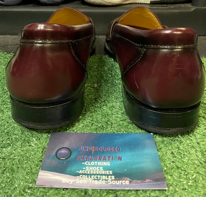 classic burgundy leather tassel loafers G.H. Bass & Co size 11men/12.5women