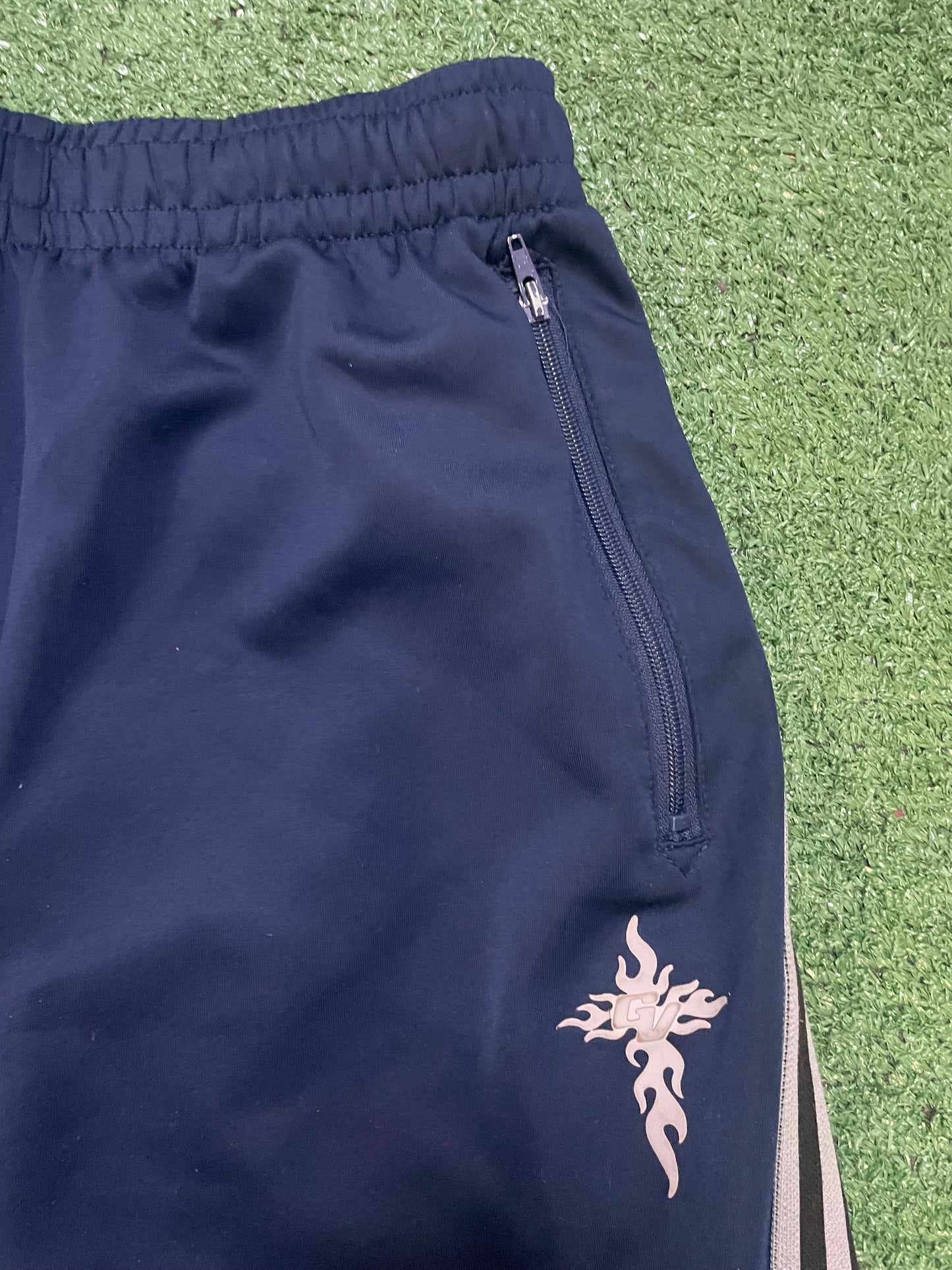 Gv Gallery Raspberry hills dad sweatpants