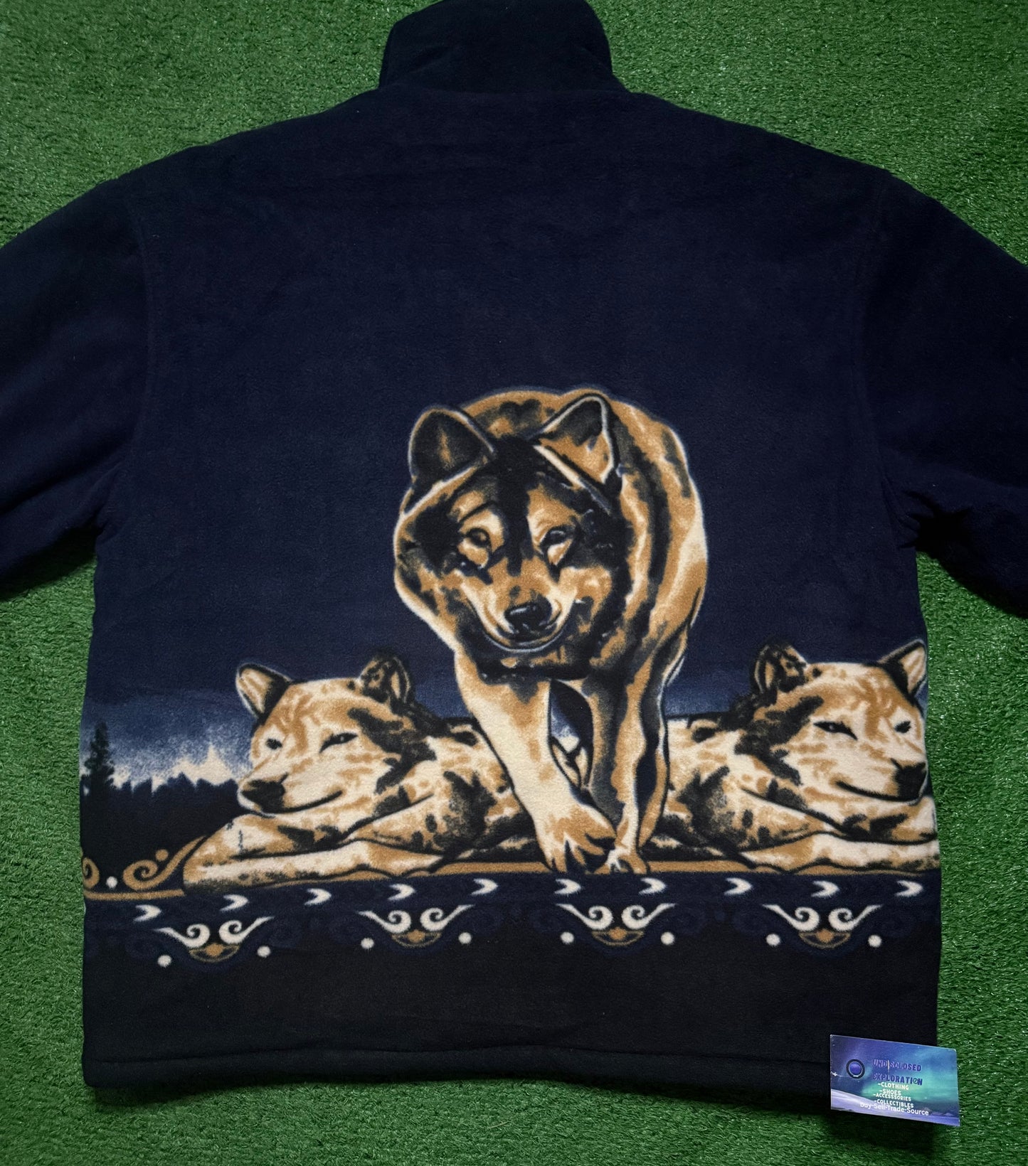 CW Classics Wolf Sherpa Fleece