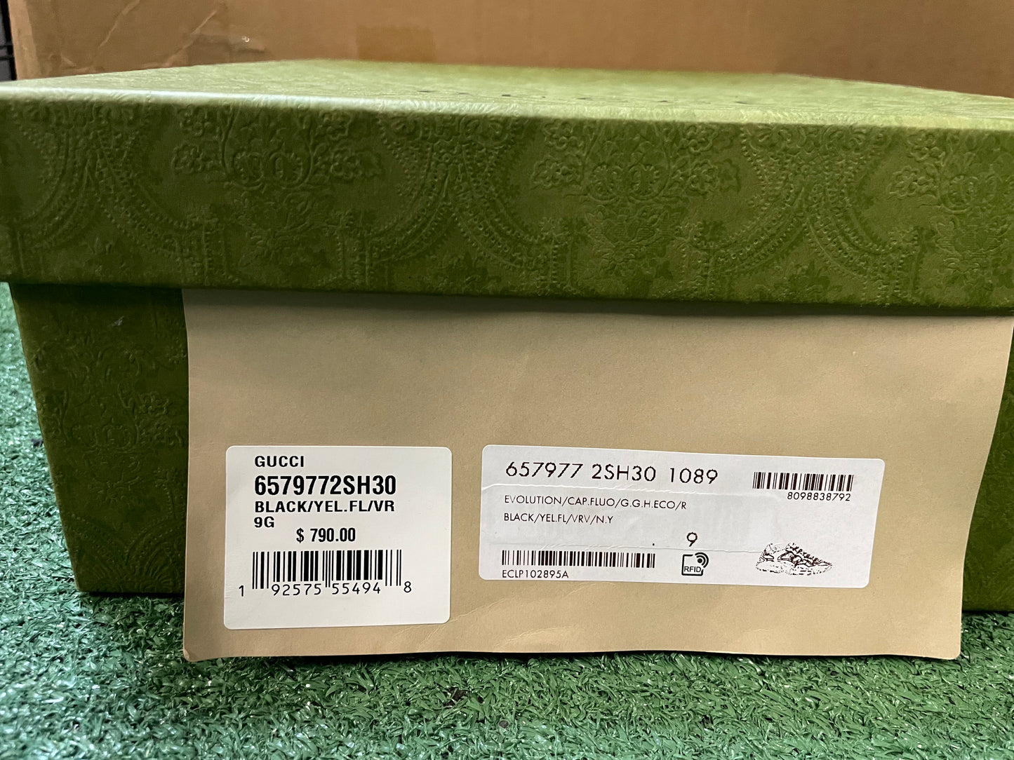 Gucci rhyton cutoff size 9.5men/11women