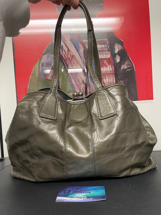 Coach patent leather kisslock shoulder bag