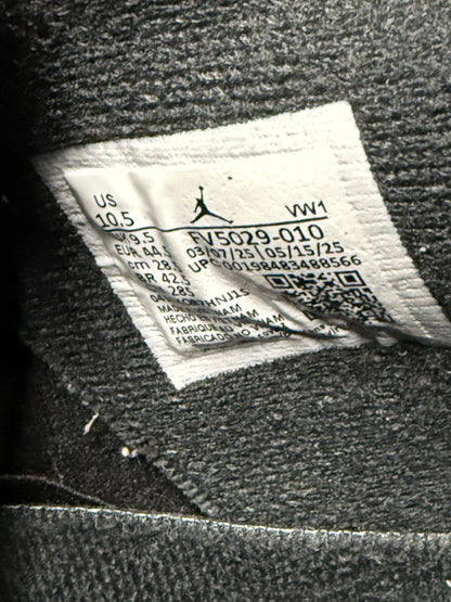 Jordan 4 Black Cat 10.5 Men/12 Women “Preowned”