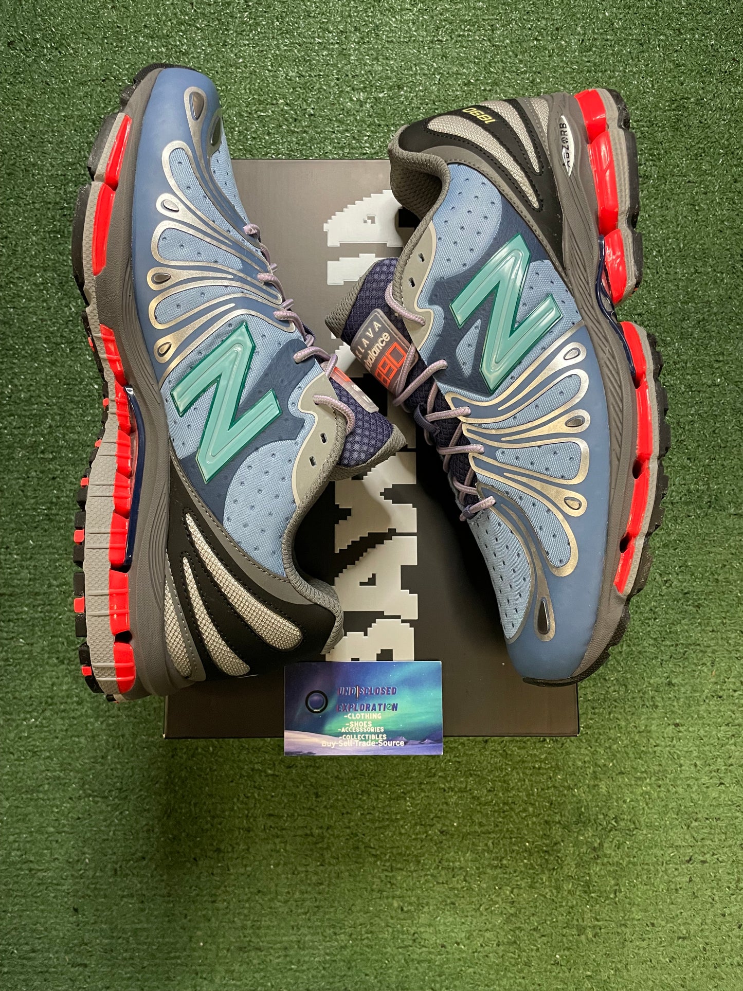 New Balance 1890 action Bronson  Cyborg tears size 12men/13.5women