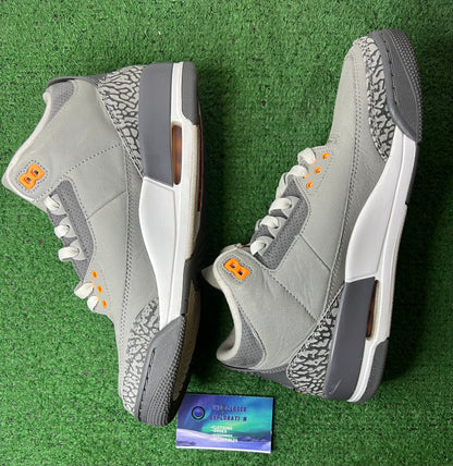 Jordan 3 cool grey size 9men/10.5women