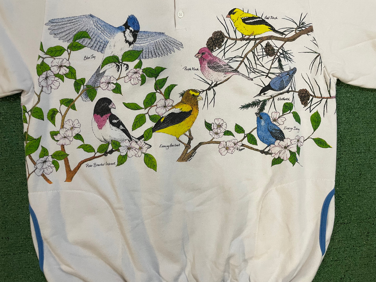 Vintage 1980s Birds and nature crewneck