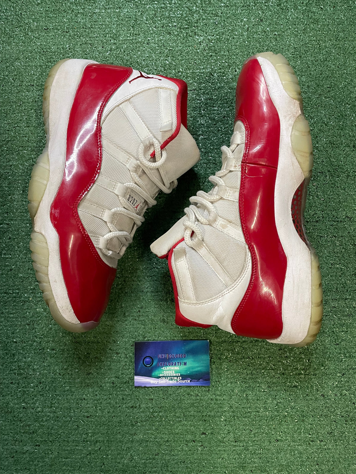 Air Jordan 11 cherry 2016 size 11men/12.5women