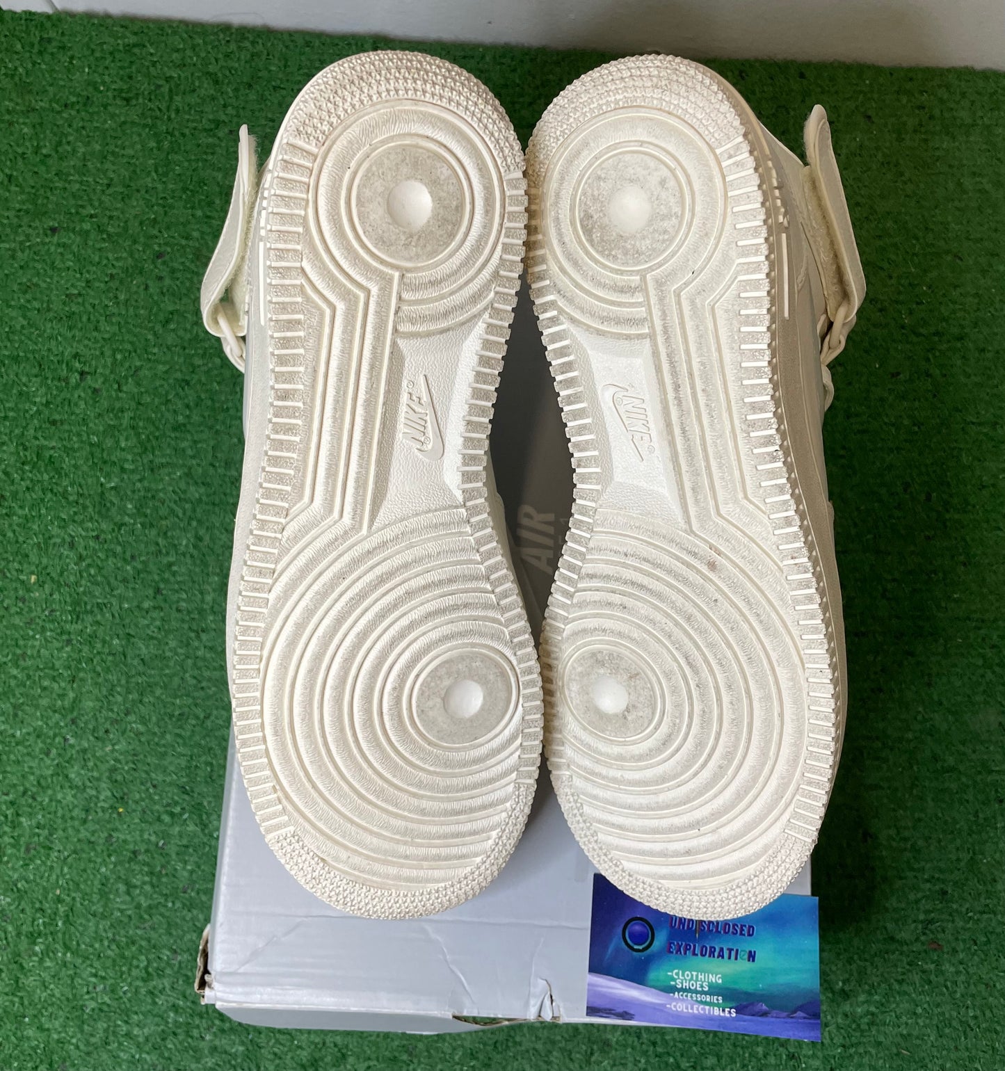 Air Force 1 mid premium Jewel size 10.5men/12women