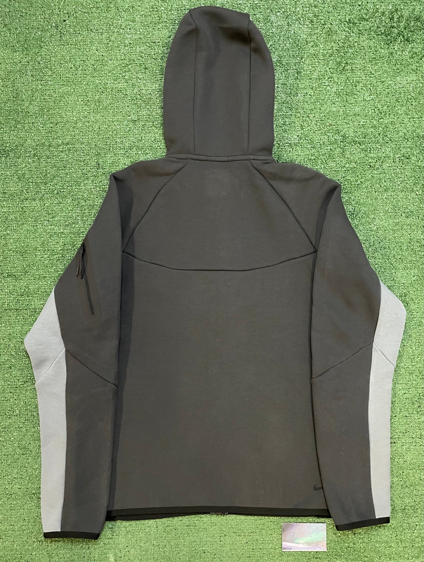 Nike tech fleece sweatsuit anthracite grey and black