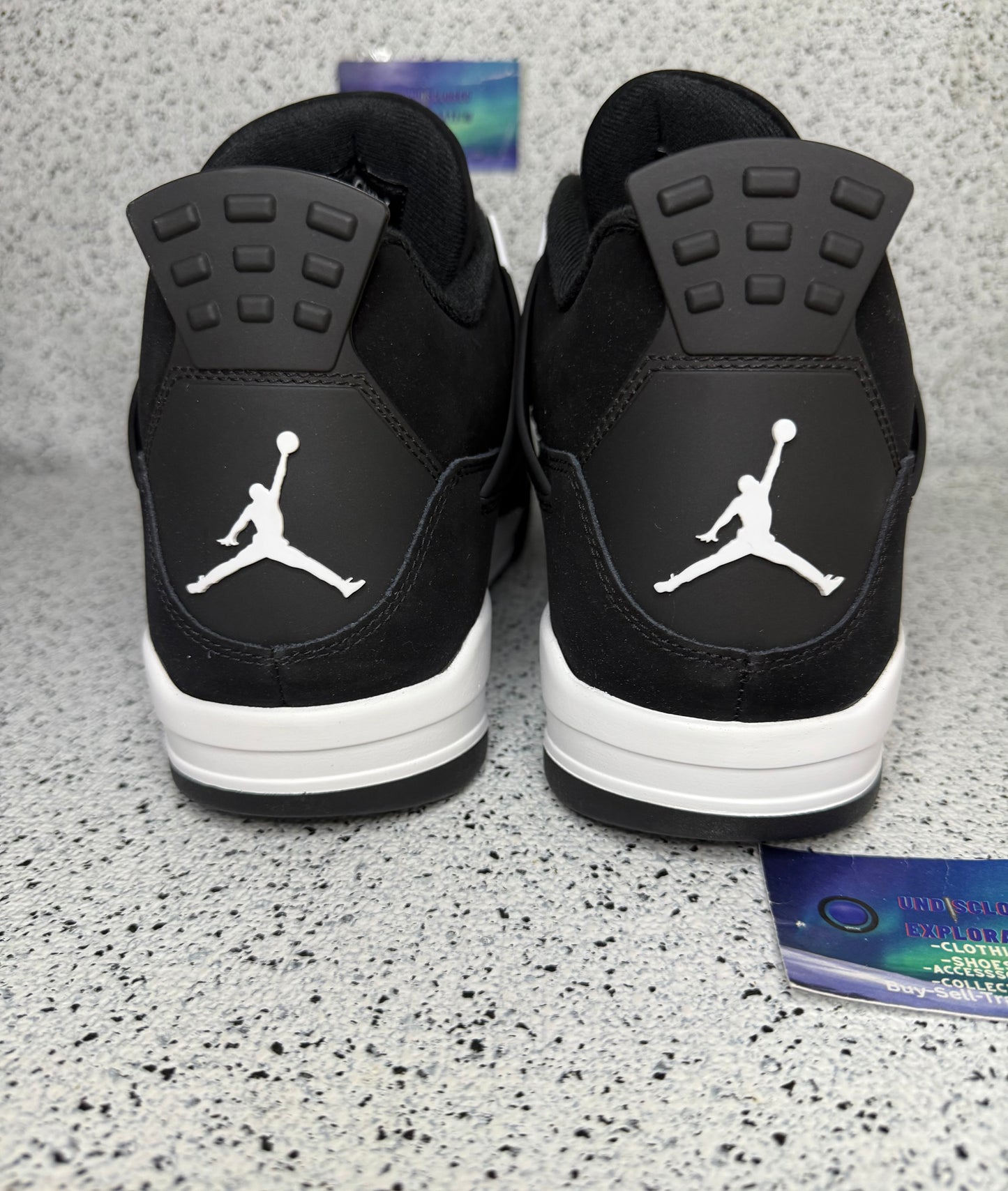 Jordan 4 White Thunder
