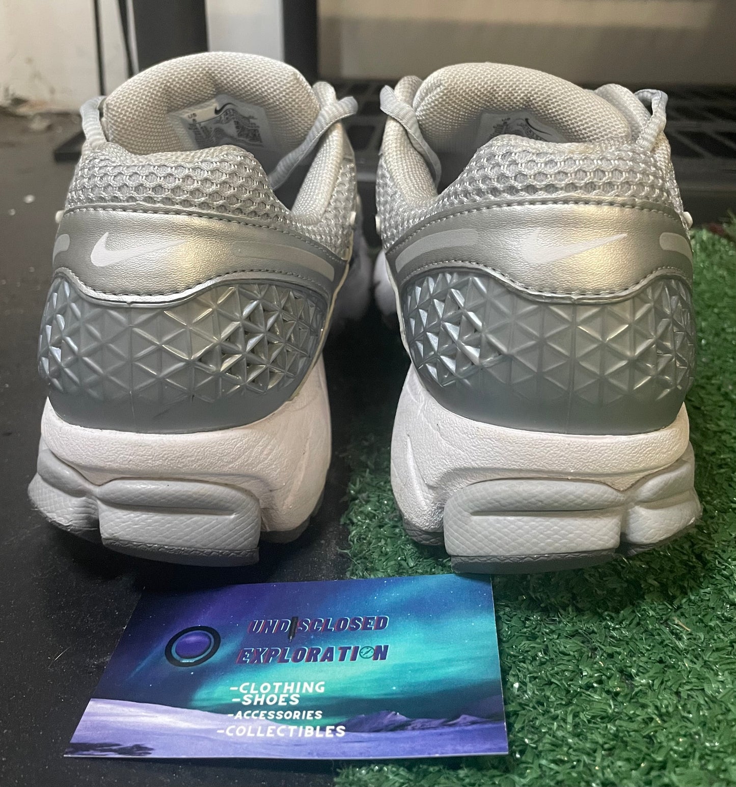 Nike Vomero 5 cool grey size 8men/9.5women