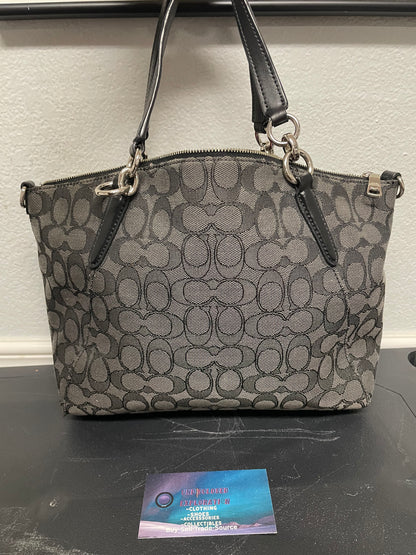 COACH Siganture Kelsey black & grey bag