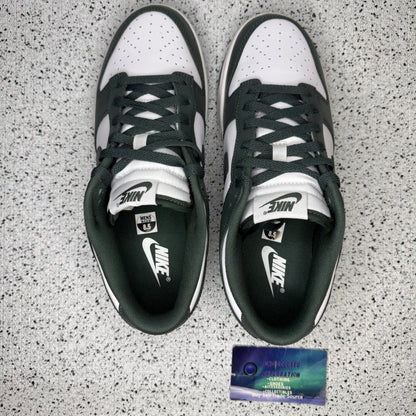 Nike Dunk Low Vintage Green