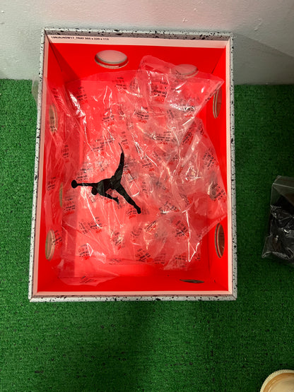 Jordan 4 x off white sail  size 5.5men/7women