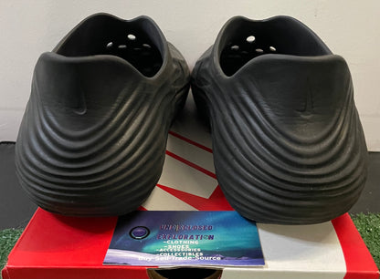 Nike reactx Rejuven8 triple black size 13men/14.5women