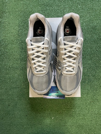 New Balance 990V4 grey silver