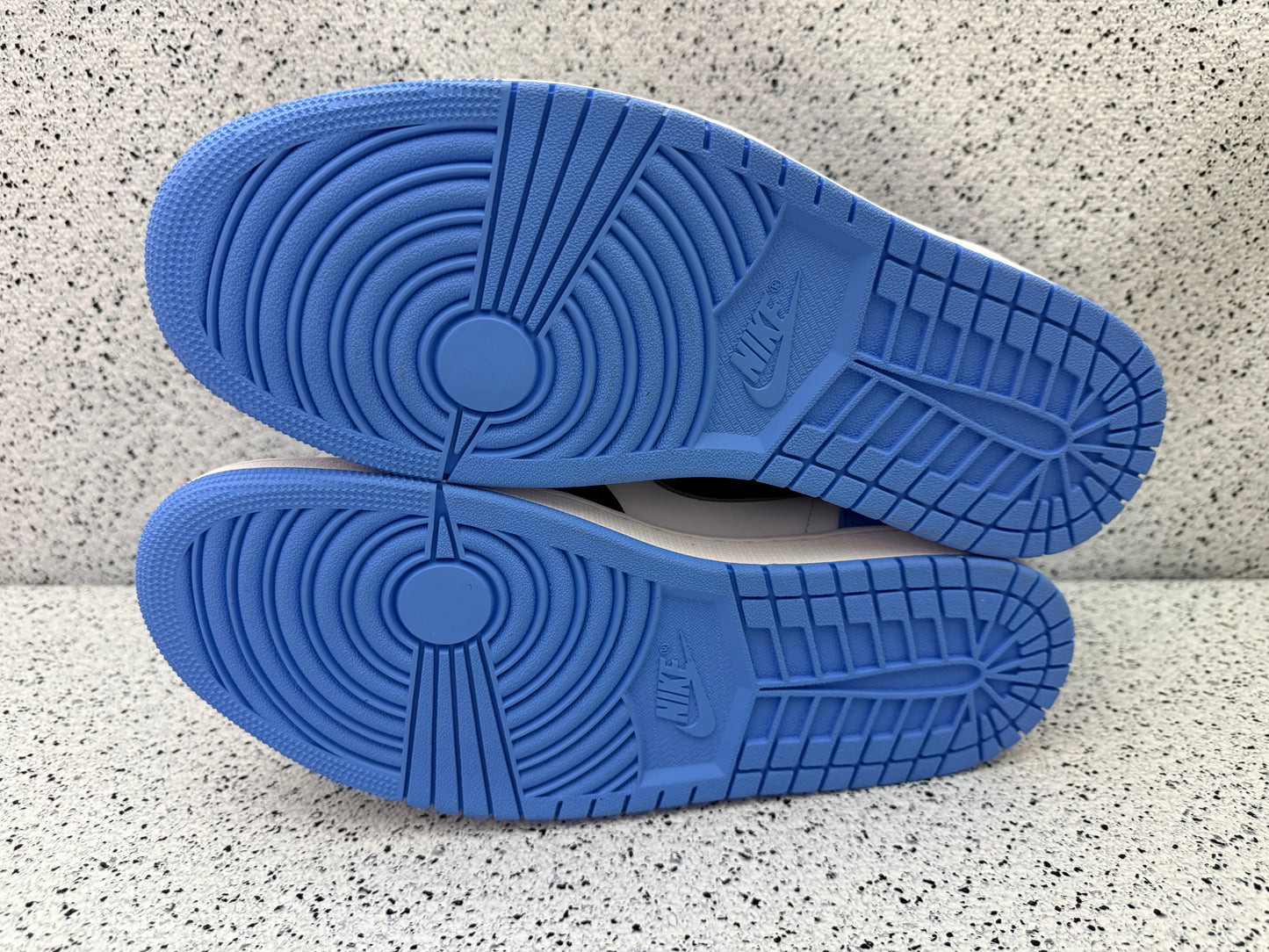 Jordan 1 UNC Toe