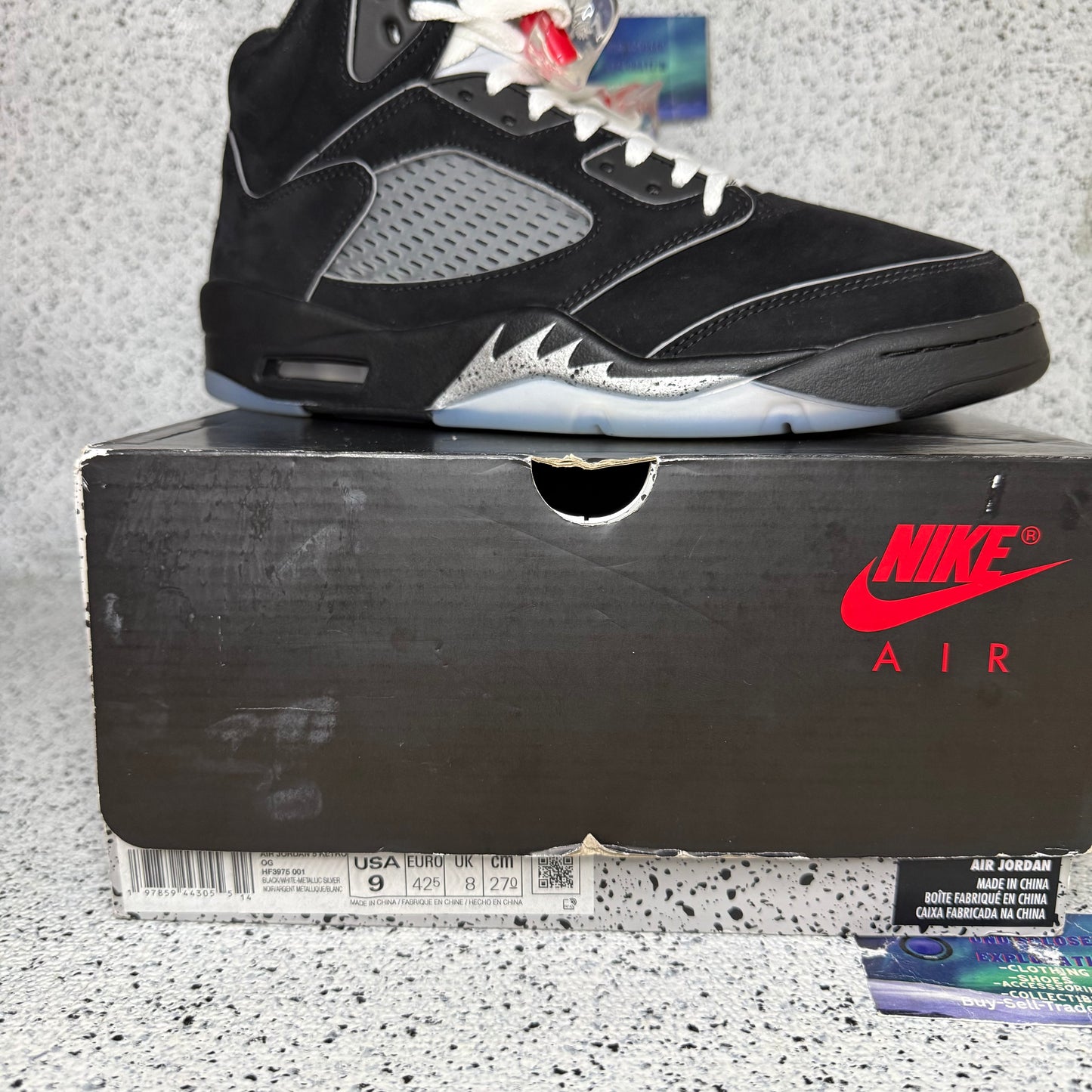 Jordan 5 Black Metallic Reimagined 9 Men “Preowned”