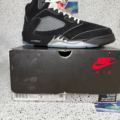 Jordan 5 Black Metallic Reimagined 9 Men “Preowned”