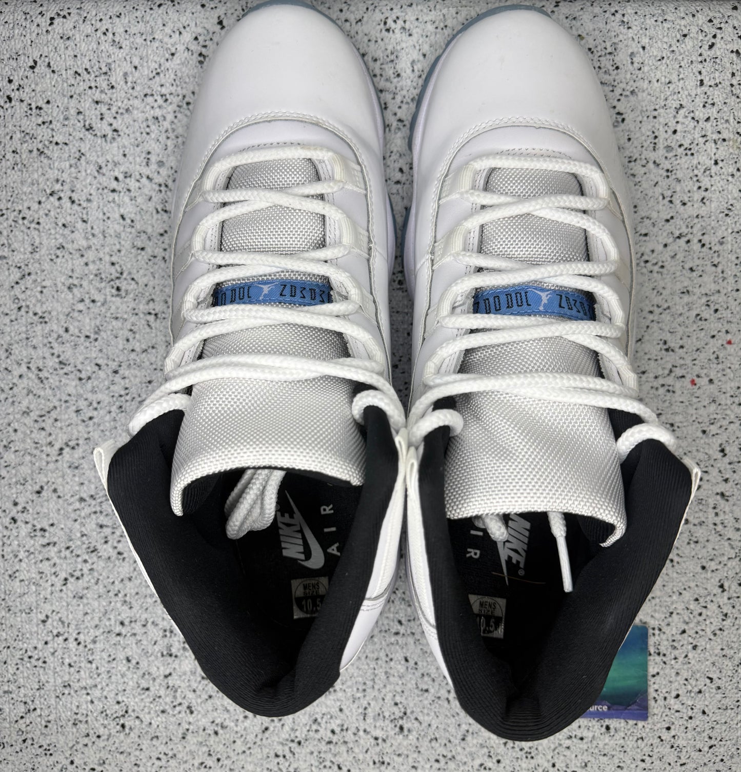 Jordan 11 Legend Blue 10.5 Men/12 Women “Preowned”