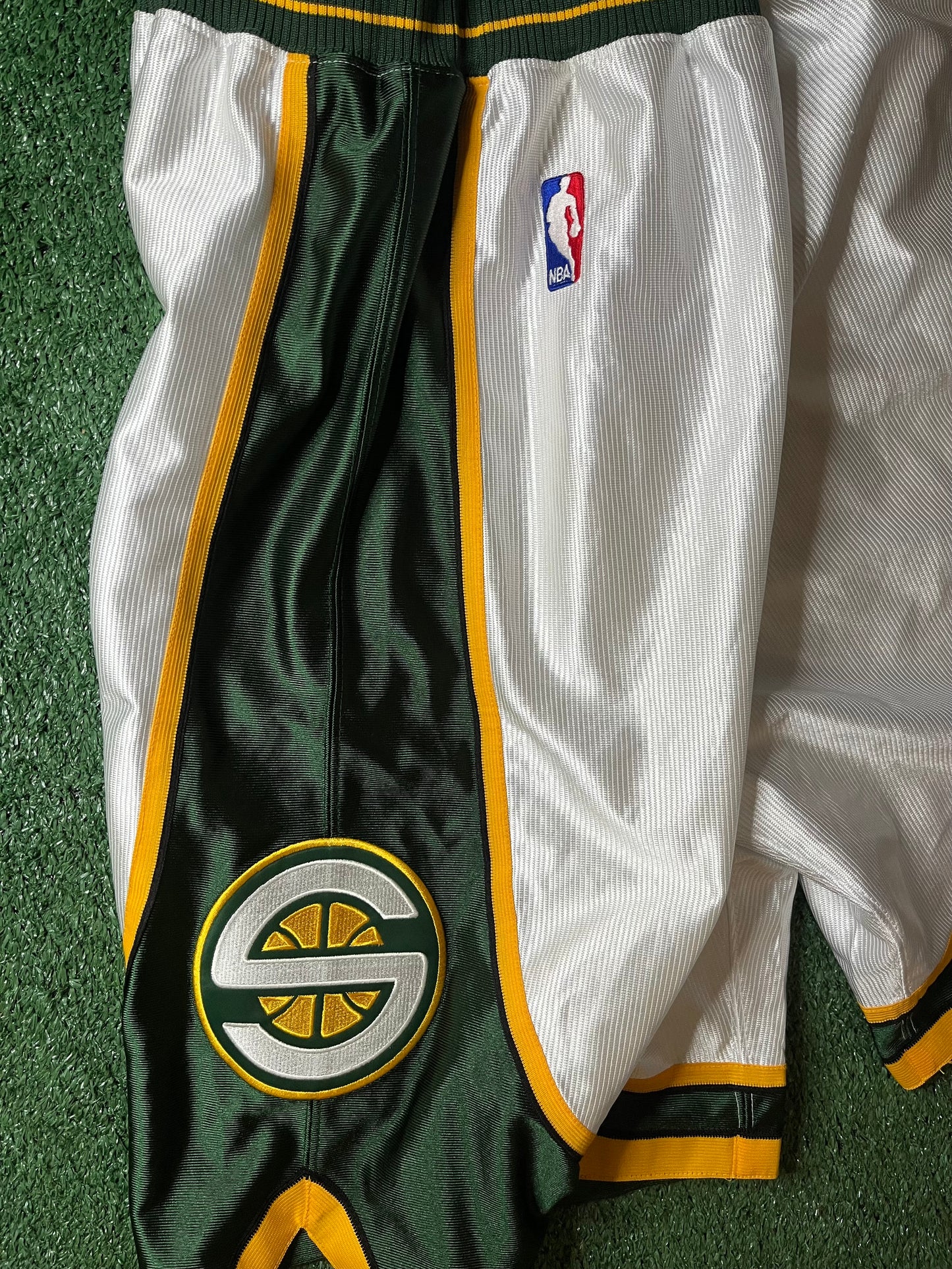 vintage NBA Seattle SuperSonics Shorts