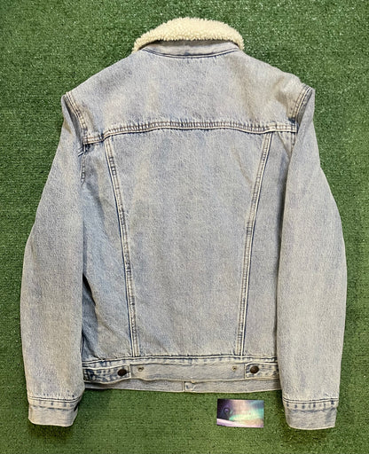 Levi premium Sherpa jean jacket