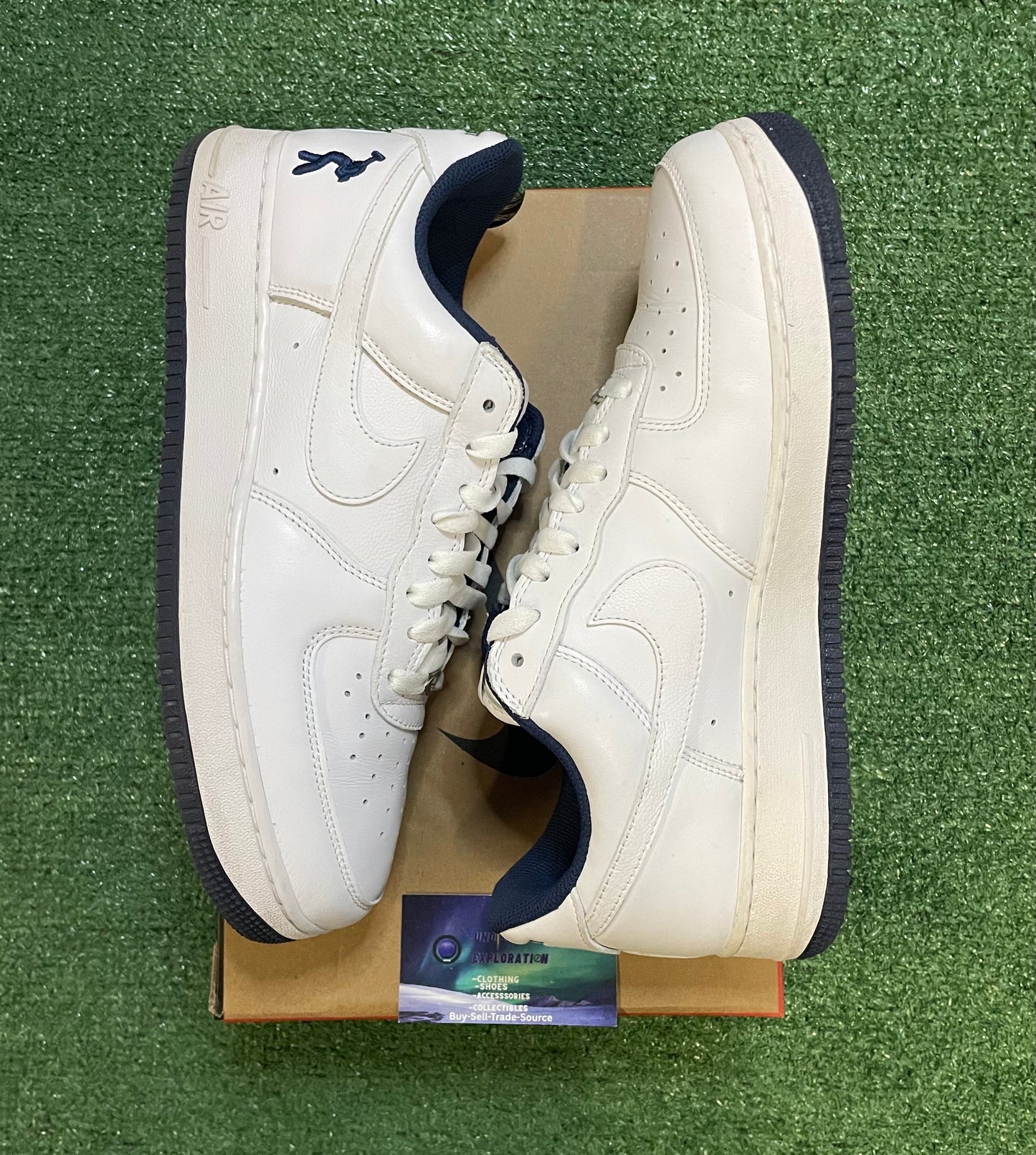 Nike Force 1 low concrete boys size 11men/12.5women