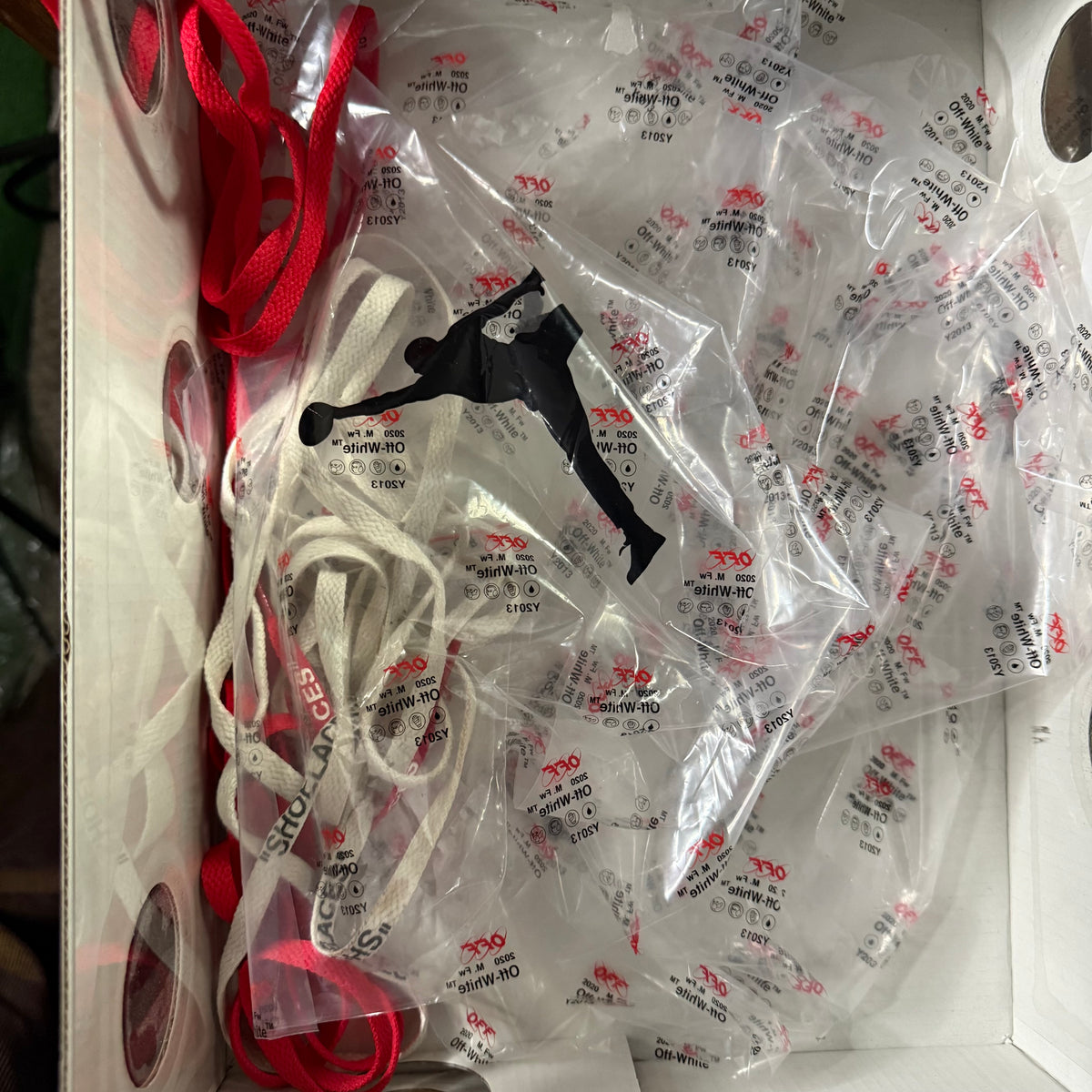 Jordan 5 Off White Muslin 10 Men “Preowned”