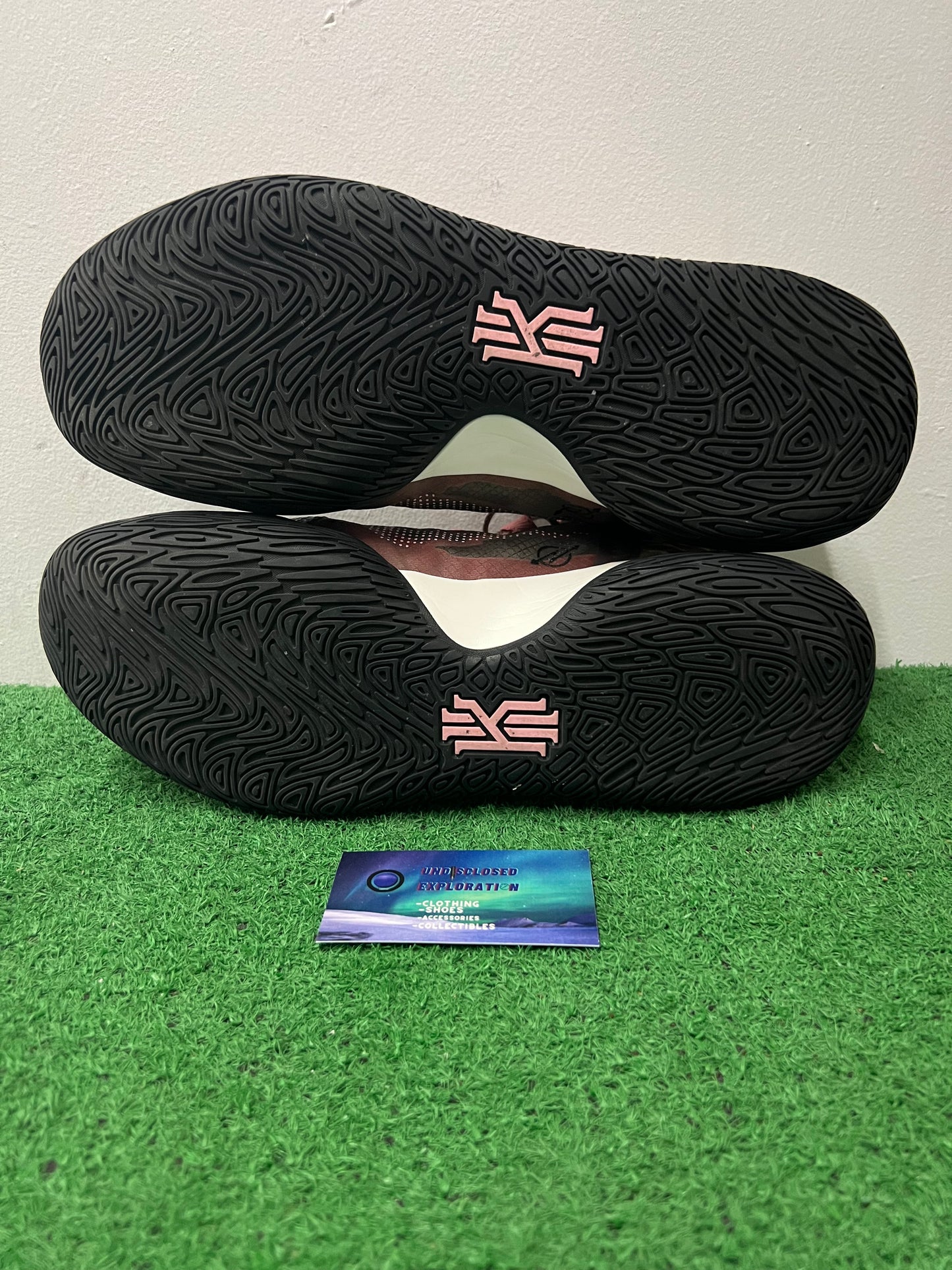 Nike Kyrie flytrap 5 moon fossil pink gaze 15men/16.5women