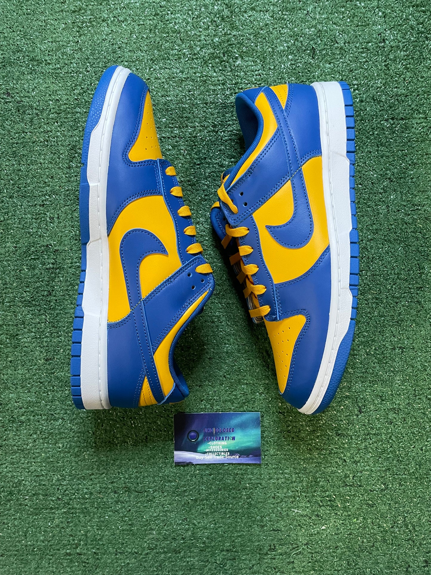 Nike dunk low ucla