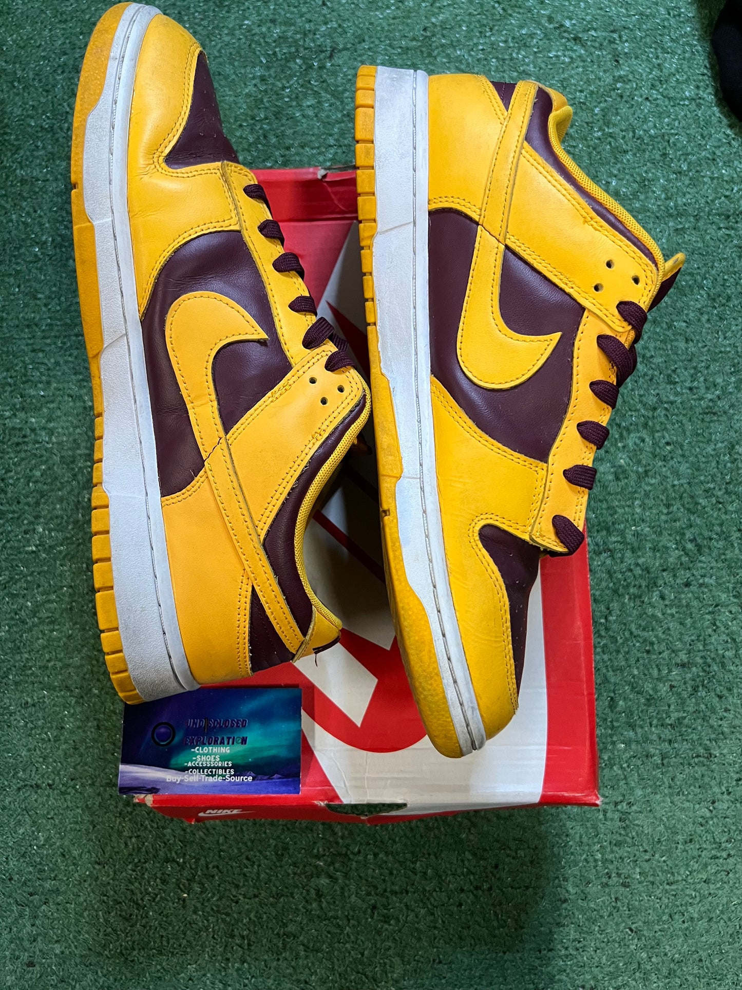 Nike dunk low Arizona state size 12men/13.5women