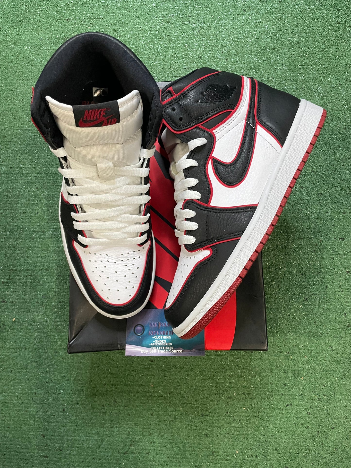 Air Jordan 1 high bloodline size 8men/9.5women