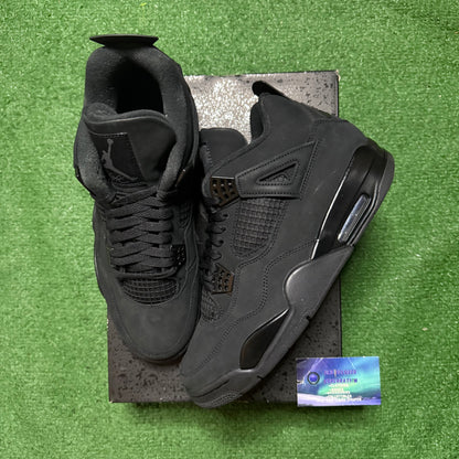 Jordan 4 Black Cat 11 Men “Preowned”