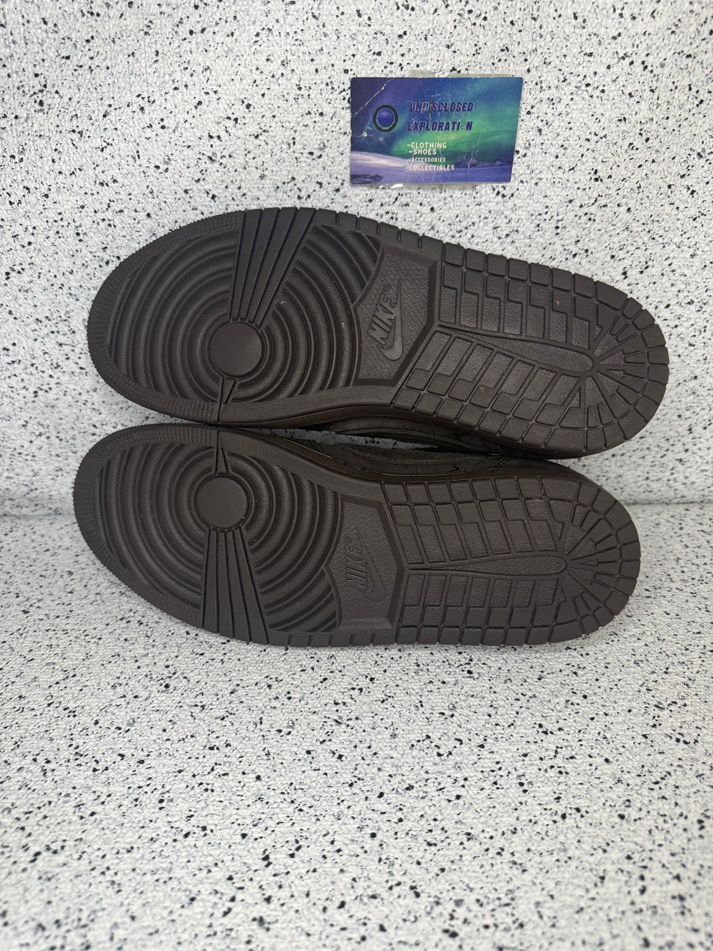 Jordan 1 Travis Scott Velvet 9 Men/10.5 Women “Preowned”