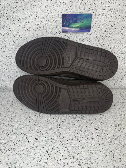 Jordan 1 Travis Scott Velvet 9 Men/10.5 Women “Preowned”