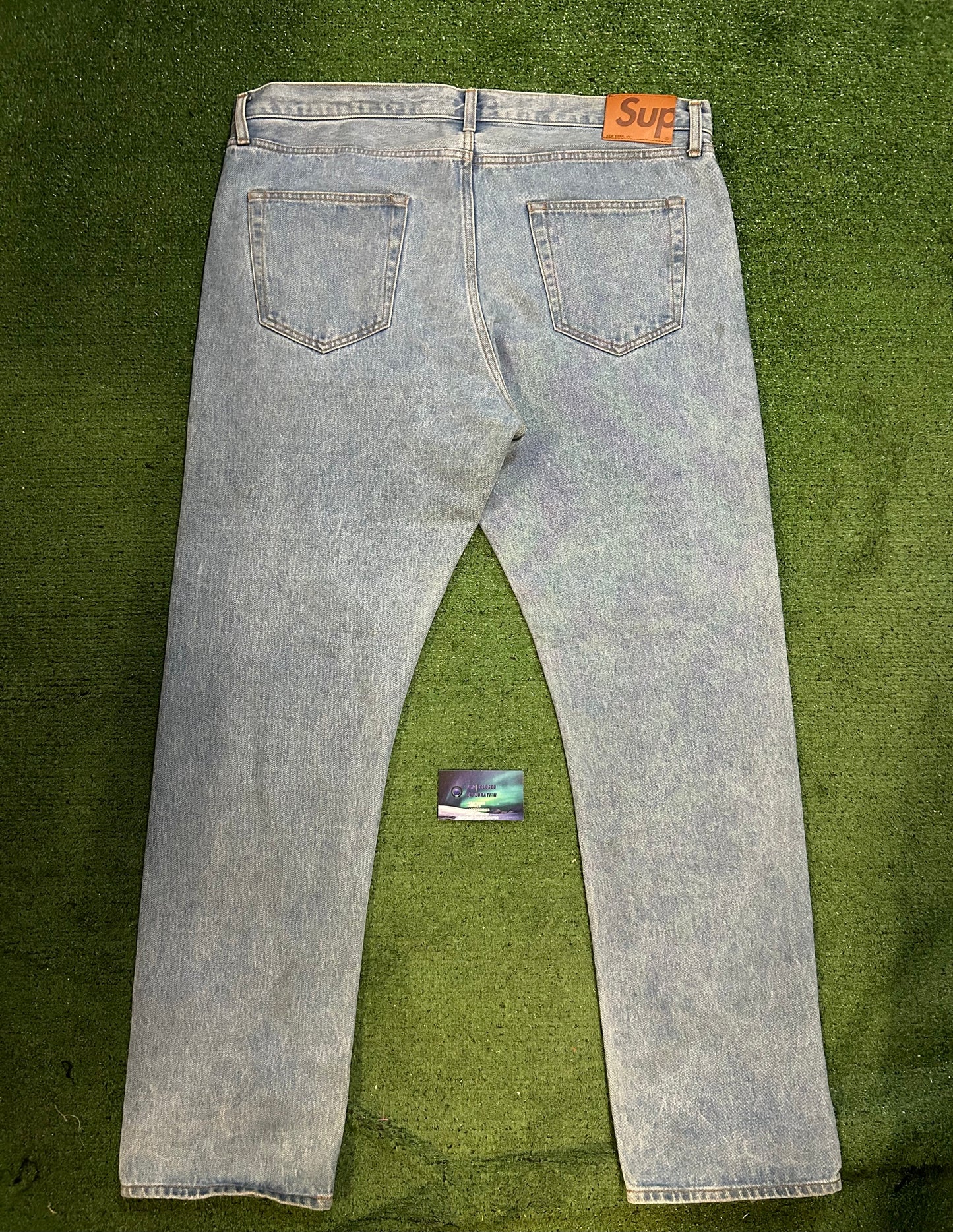 Supreme light wash jeans