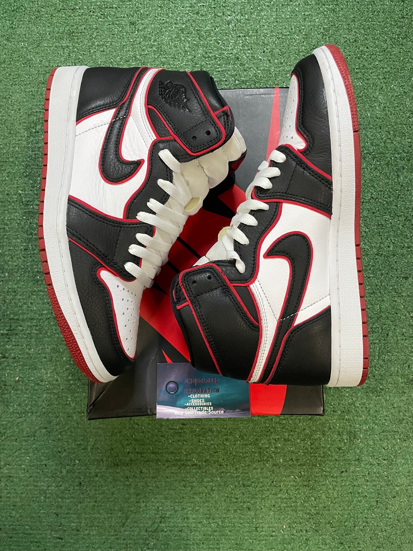Air Jordan 1 high bloodline size 8men/9.5women