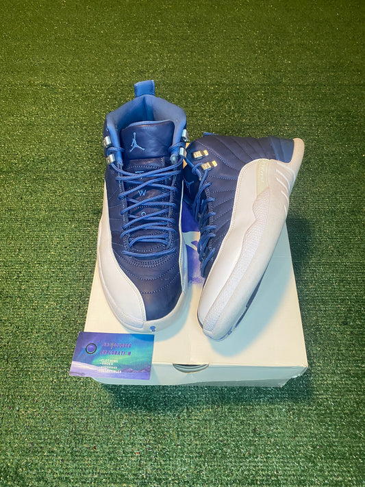 Jordan 12 indigo size 10men/11.5women