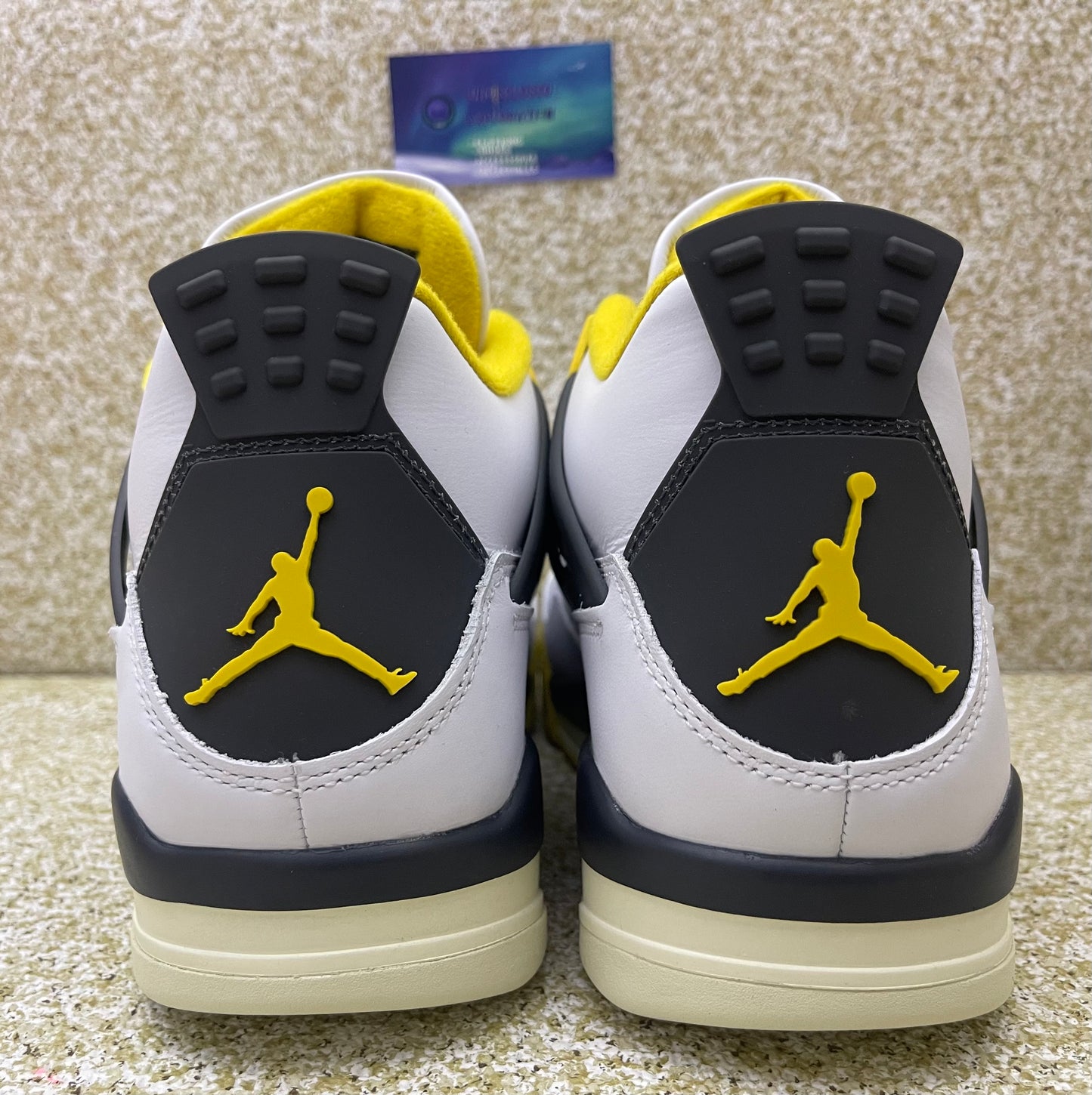 Jordan 4 Vivid Sulfur