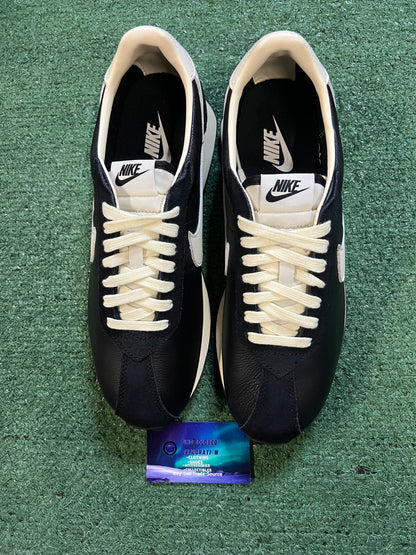 Nike LD 1000 premium black coconut milk