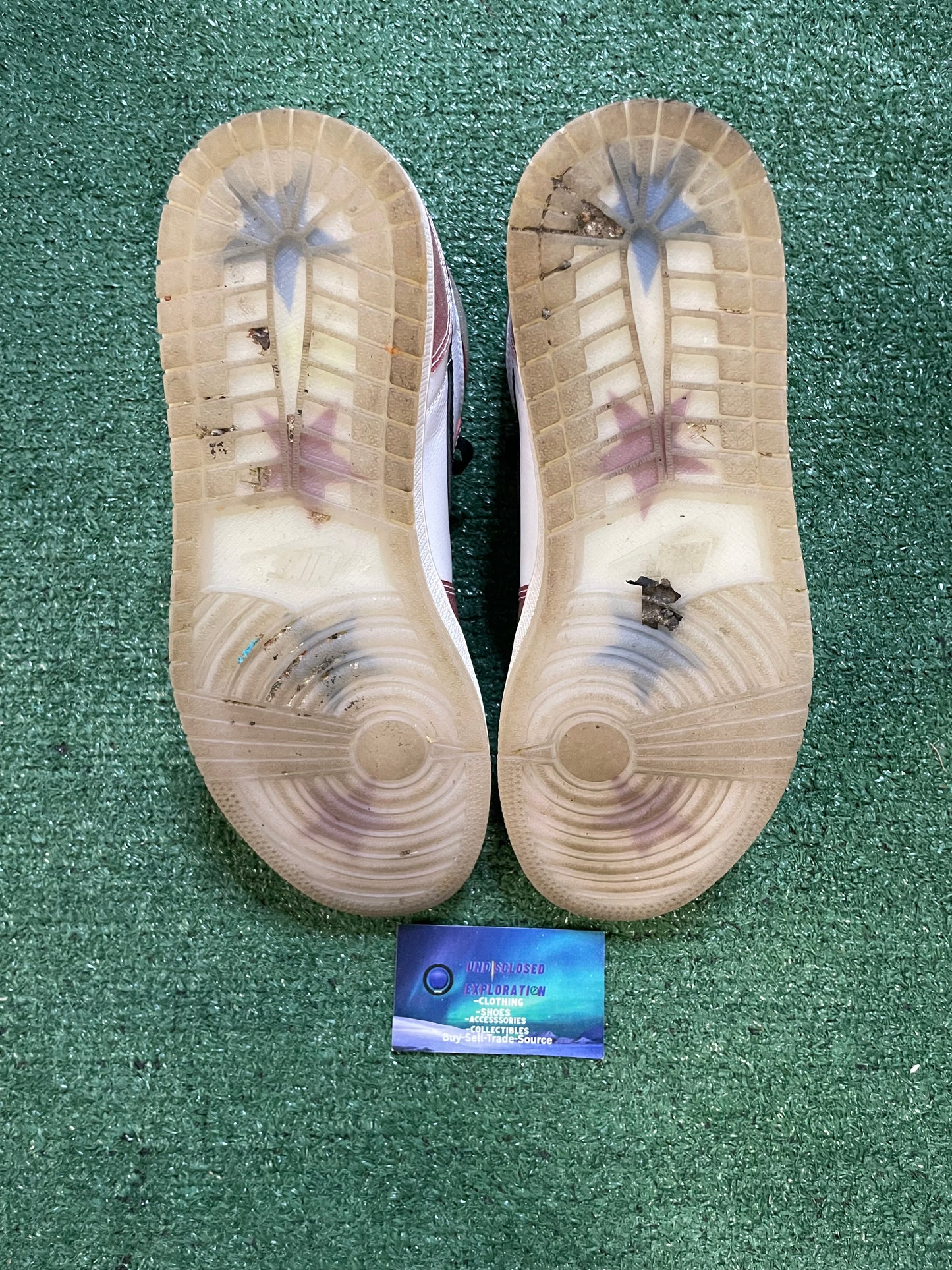 Air Jordan 1 high trophy room size 10.5men/12women