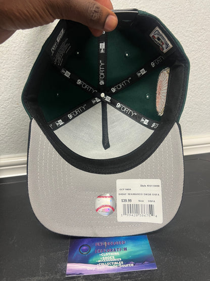 Seattle Mariners green & Gold kingdome hat
