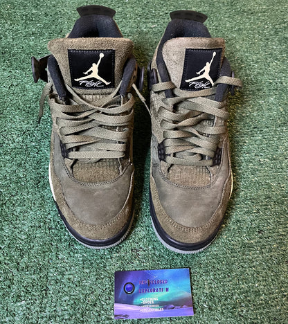 Jordan 4 craft Olive size 10men/11.5women