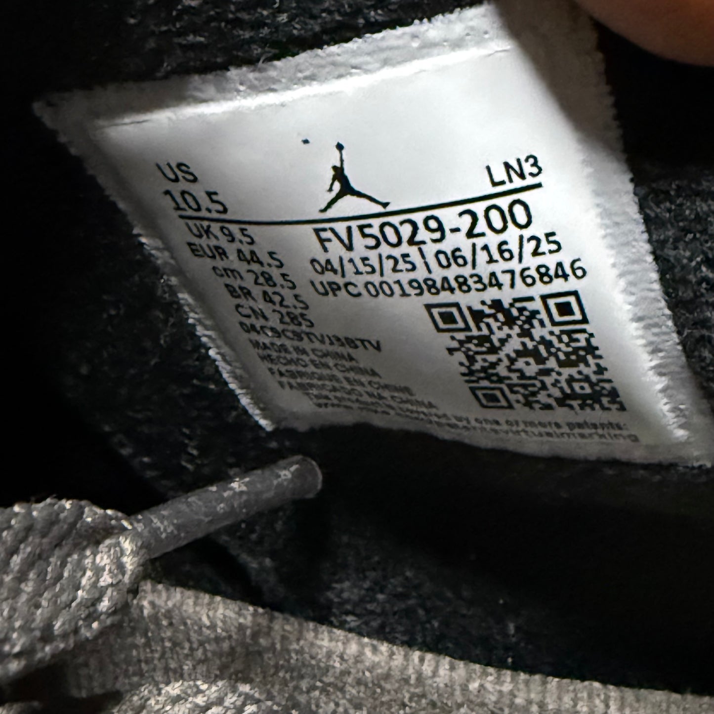 Jordan 4 Cave Stone 10.5 Men “Preowned”