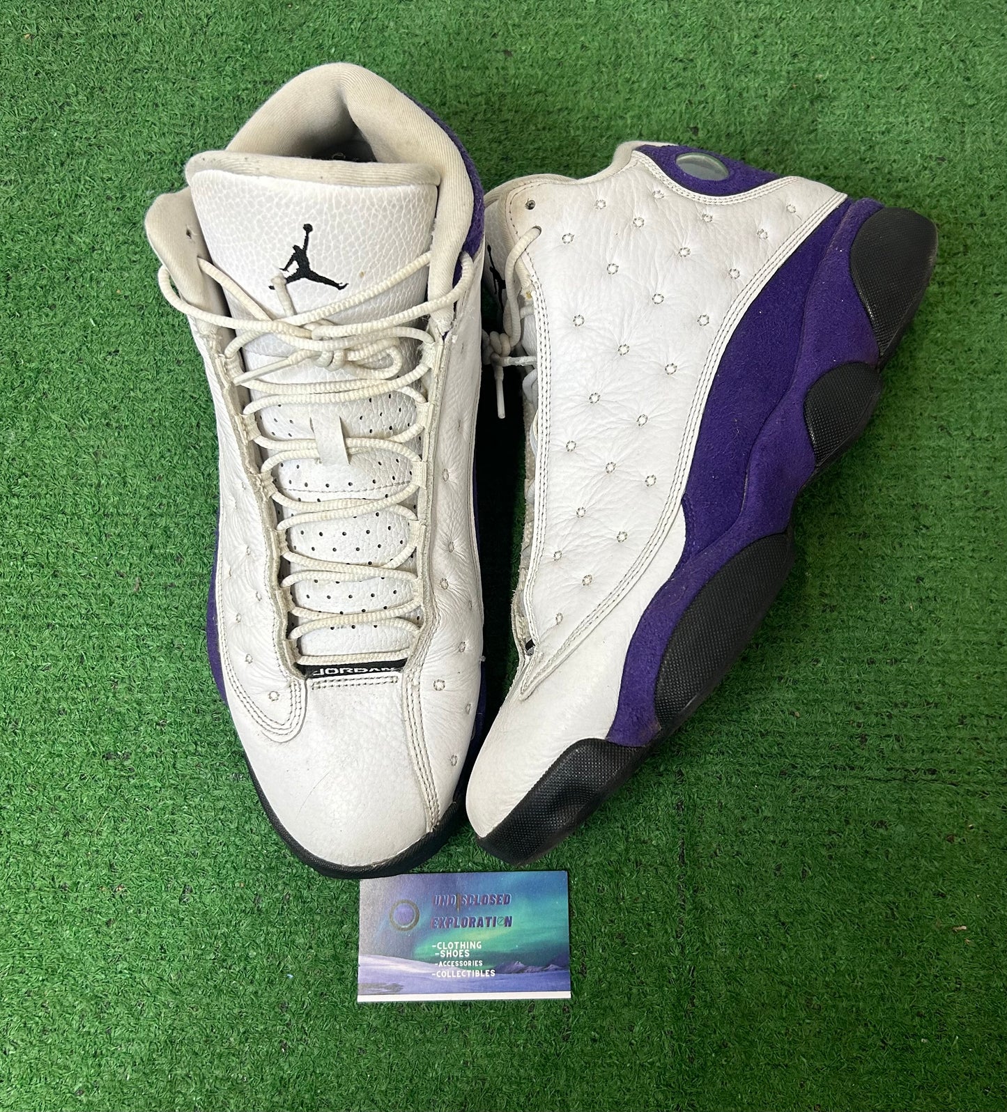 Jordan 13 lakers size 12men/13.5women