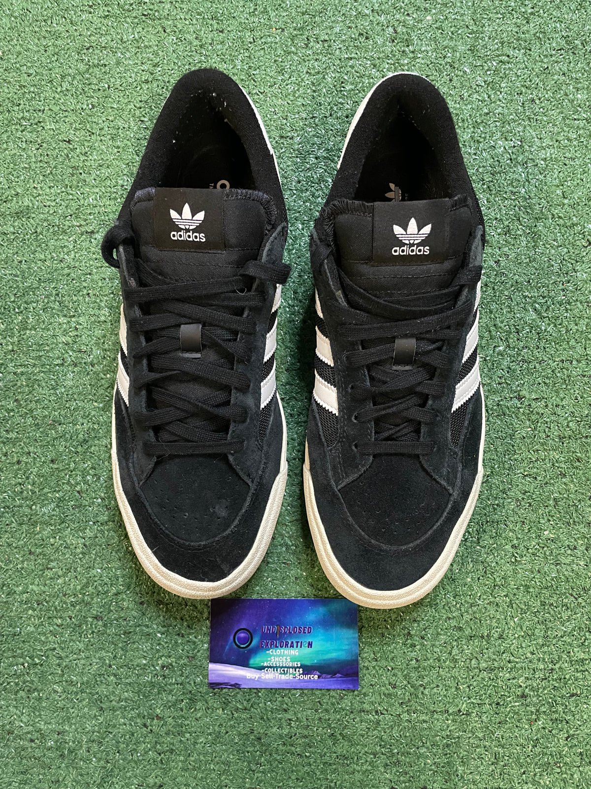 Adidas Nora black and white size 10men/11.5women