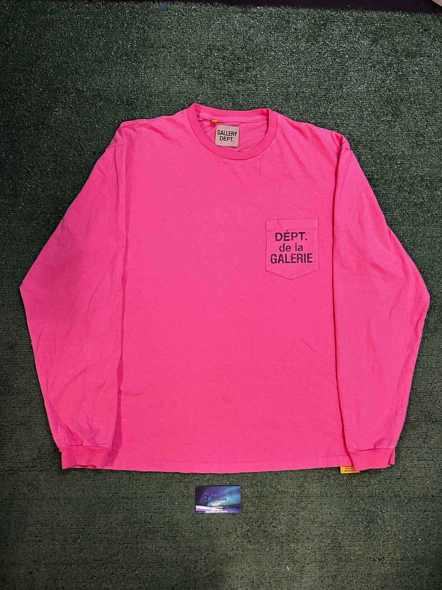 Gallery dept longsleeve pink pocket tee